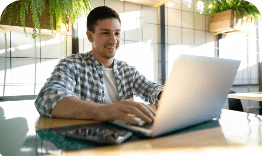 Business owners applying for a short term business loan